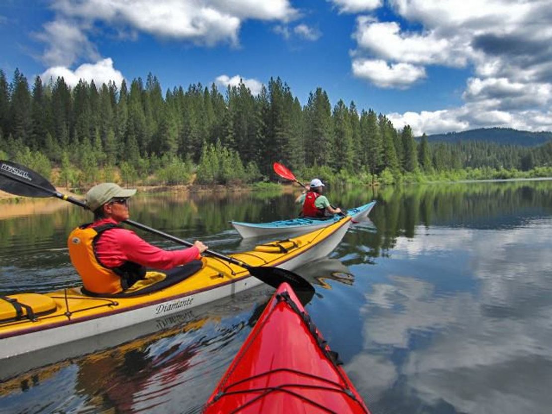 things-to-do-in-arnold-ca-White-Pines-lake