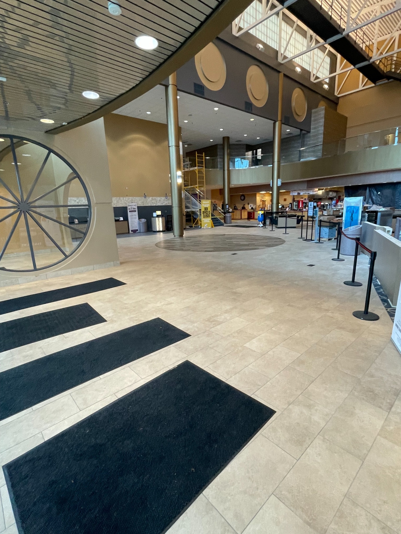 Emagine Theatre Macomb Mi 24 - j2129f0